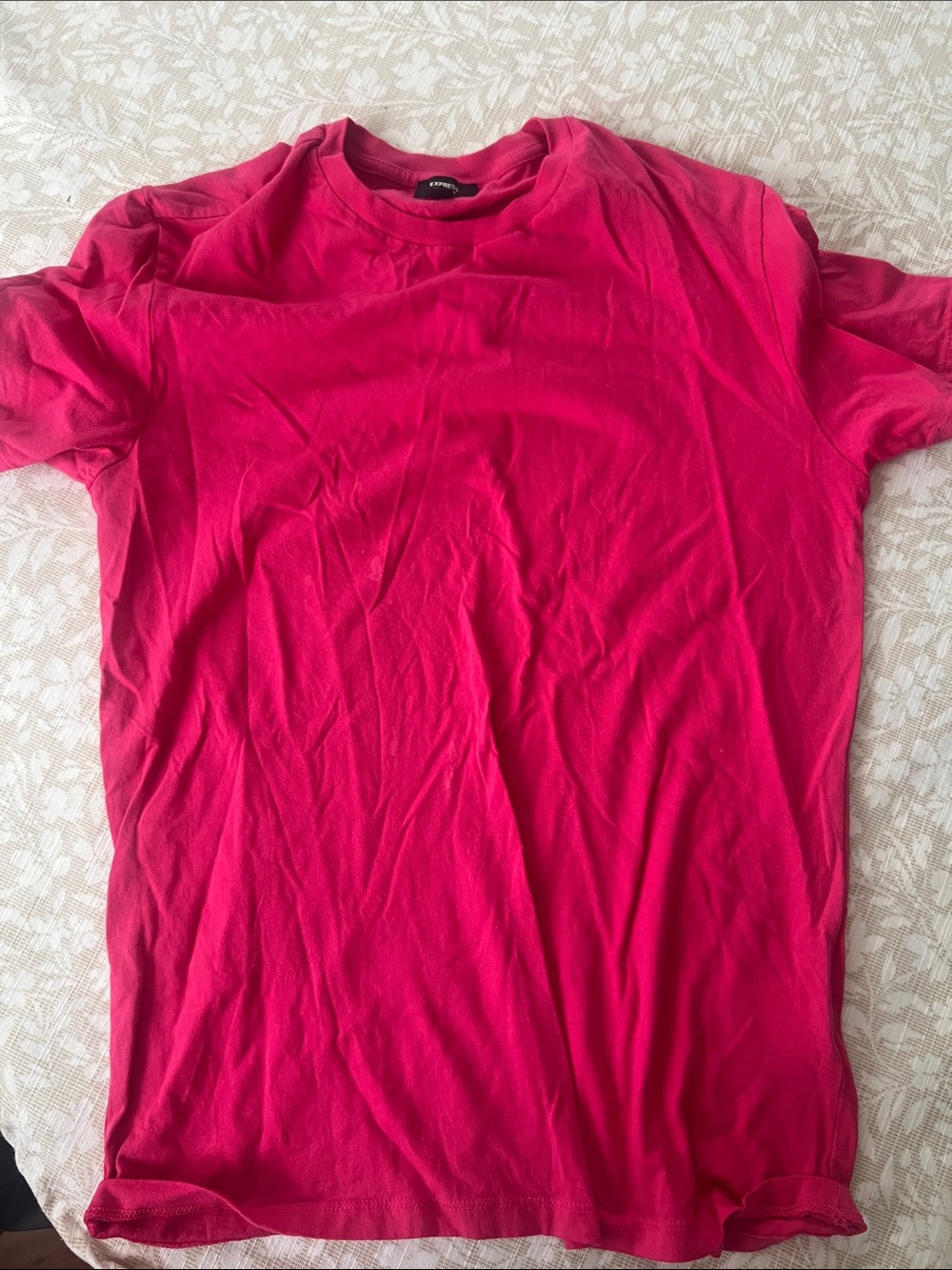 Express Short Sleeve Tee in Hot Pink